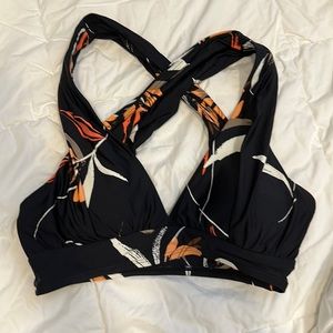 NWT Criss Cross Bikini Top - Small